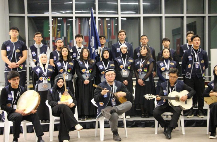 BAİBÜ’de “SAQ DALA III – Yürekten Yere” Tiyatro Gösterimi Gerçekleştirildi