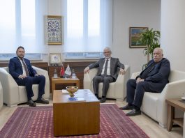 GENTAŞ A.Ş. yönetiminden Rektörümüze ziyaret