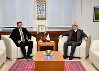 YTÜ Yıldız Teknopark Genel Müdüründen Rektörümüze ziyaret