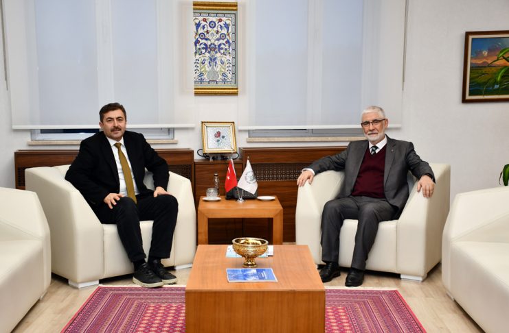 YTÜ Yıldız Teknopark Genel Müdüründen Rektörümüze ziyaret