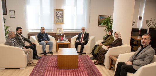 TYB üyelerinden Rektörümüze ziyaret