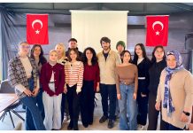 Fırçadan Süzülen Anılar