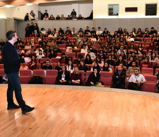 Kariyer İçin Yabancı Dil Günleri-2 etkinliği düzenlendi