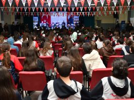 Gezici Müzik Atölyesi-Türkü Yolu projesi öğrencilerle buluşuyor