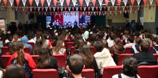 Gezici Müzik Atölyesi-Türkü Yolu projesi öğrencilerle buluşuyor