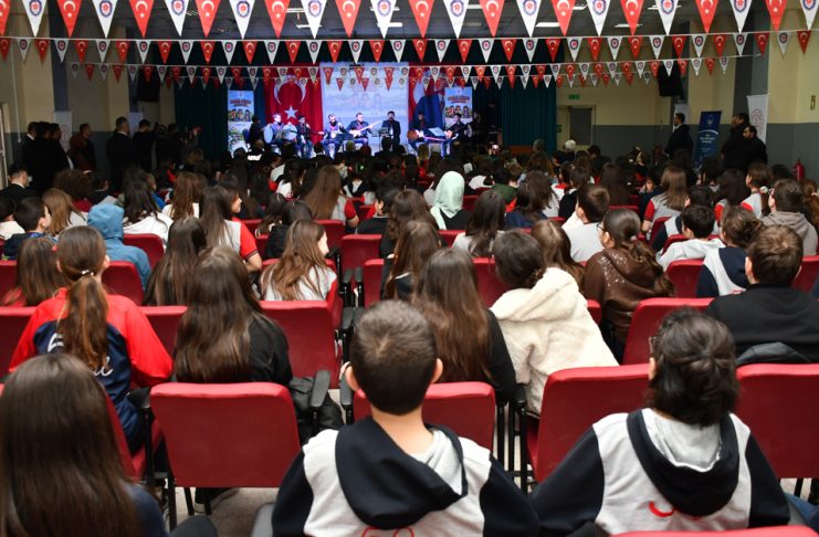 Gezici Müzik Atölyesi-Türkü Yolu projesi öğrencilerle buluşuyor
