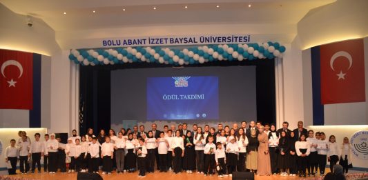 BAİBÜ’de TÜGVA Tarafından Düzenlenen Ödül Töreni Gerçekleştirildi